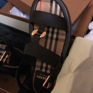 Authentic! Burberry Sandals Women size 40